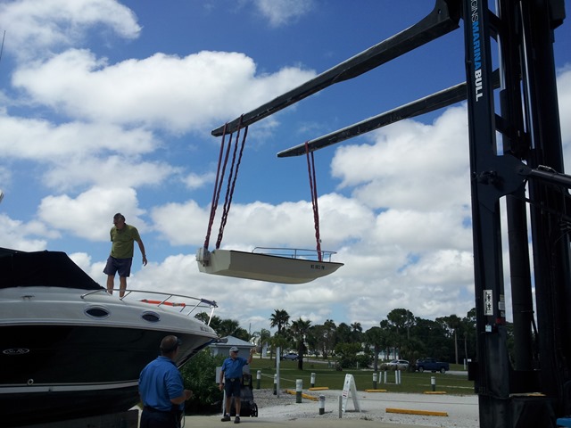 Tender unloaded Tender unloaded
